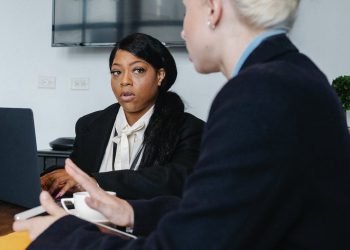 The pros and cons of having a micromanager as a boss