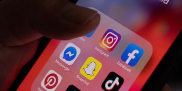 Social media as a powerful tool for job seeking In today’s digital age