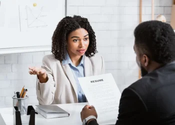 How to size-up your competition during a job interview