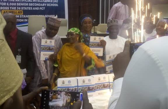 Minister Alausa Unveils Minimum Standards for Senior Secondary Education, Flags Off AI Training for 6,000 Teachers