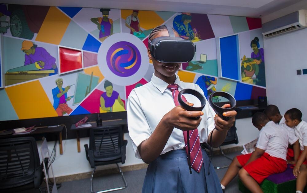 Student using VR at the first ever TVET Innovation hub