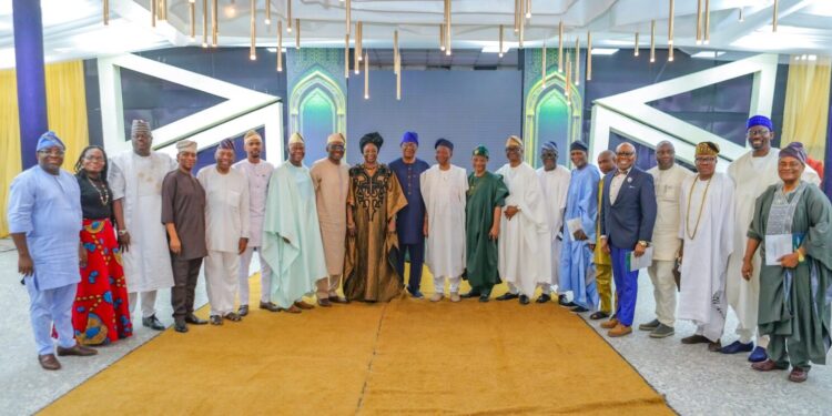 UNILAG Hosts Grand Stakeholders’ Banquet, Urges Alumni to Deepen Support