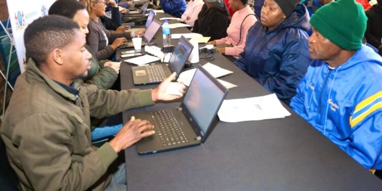 South Africa: Gauteng Schools Record Over 200,000 Applications on First Day of 2026 Online Admissions