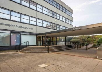 Apply: Southampton Business School MBA Scholarship 2025 | Up to £15,000