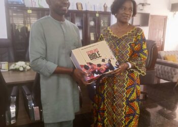 FUTA LECTURER, DR. MACAULAY, UNVEILS  ‘SCHOLAR’S BIBLE’ TO GUIDE  FOREIGN SCHOLARSHIPS APPLICANTS