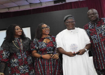 Ex-Lawmaker Cautions Students Against Using AI for Academic Projects