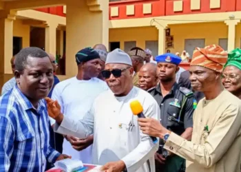 Makinde Launches Training for 18,000 Teachers, Distributes Tablets and Teaching Materials