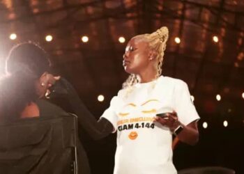 Nigerian Makeup Artist Breaks Guinness World Record