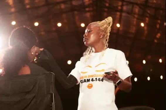 Nigerian Makeup Artist Breaks Guinness World Record