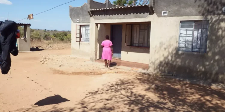 Zimbabwe: Better Housing and Classrooms Inspire Rural Teachers