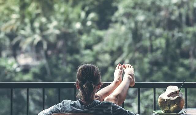 20 Ways to Unwind After Work on Monday