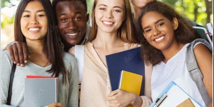 7 Traits of Scholarship Winners Every Student Should Cultivate