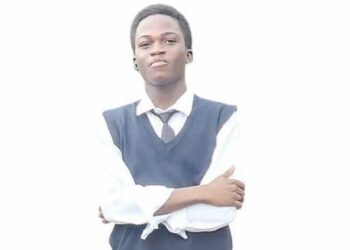 19-Year-Old Graduates with First Class in Computer Science from FUNAAB, Credits Faith and Focus for Success