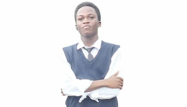 19-Year-Old Graduates with First Class in Computer Science from FUNAAB, Credits Faith and Focus for Success