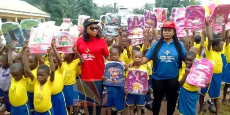 15,000 Anambra Pupils Get Free School Bags from Ezeonu Foundation