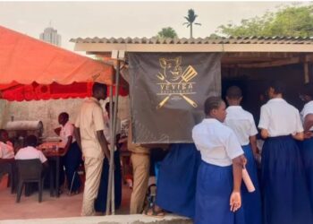 Ivorian Entrepreneur Takes School Feeding Into His Own Hands in Abidjan