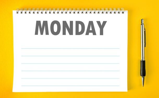 15 practical ways to stay organised on Monday