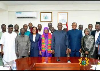 Ghana: 𝗠𝗶𝗻𝗶𝘀𝘁𝗲𝗿 𝗗𝗿𝗮𝗺𝗺𝗲𝗵 𝗟𝗲𝗮𝗱𝘀 𝗦𝘁𝘂𝗱𝘆 𝗧𝗼𝘂𝗿 𝗶𝗻 𝗚𝗵𝗮𝗻𝗮 𝘁𝗼 𝗦𝘁𝗿𝗲𝗻𝗴𝘁𝗵𝗲𝗻 𝗘𝗱𝘂𝗰𝗮𝘁𝗶𝗼𝗻 𝗥𝗲𝗳𝗼𝗿𝗺𝘀