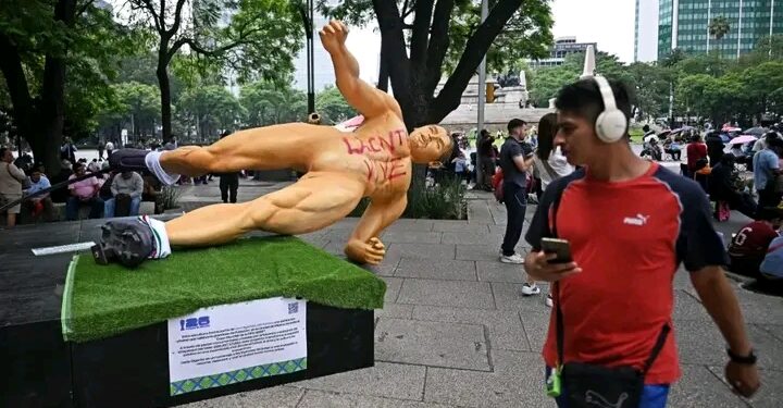 World Cup Tension in Mexico as Teachers Knock Down Football Statues in Protest
