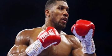 Anthony Joshua Returns to Ring After Tragic Losses, Targets Fury Showdown