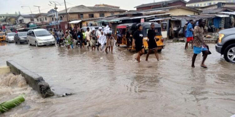Why Lagos Floods Every Rainy Season – 15 Reasons Behind the Crisis and How It Can Be Solved