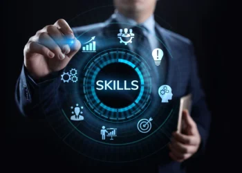 7 TECH SKILLS EVERY TEACHER MUST HAVE