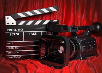 YouTube vs Netflix: Why the Platforms Are Fighting for Top Creators