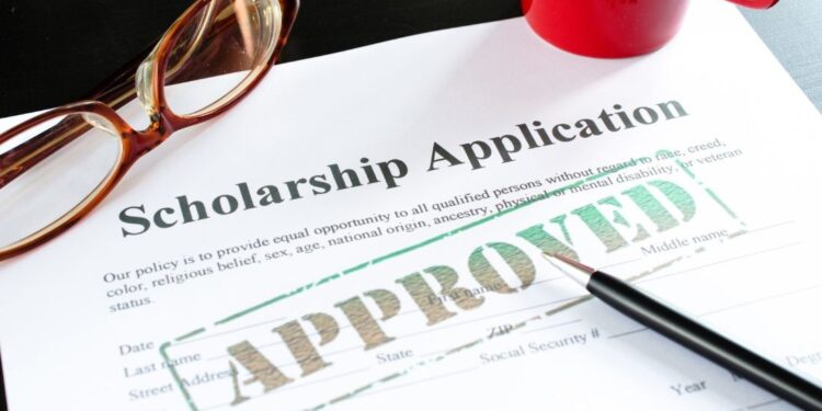How to Build a Competitive Scholarship Application Without a Perfect GPA