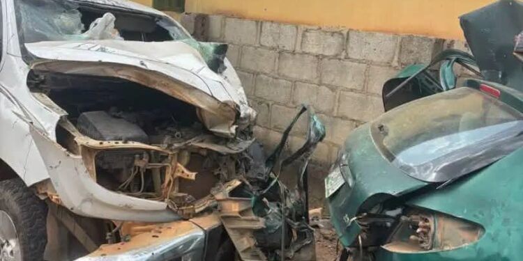 Niger Convoy Crash Kills Four Students, Woman
