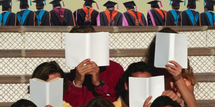 La Cram, La Pour: Graduates or Crammers?